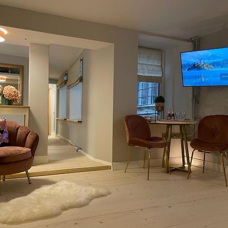 Cute Apartment For Young Travellers Riga Exterior photo